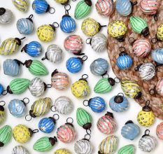 Modern Multi-Coloured Distressed Glass Christmas Hanging in Set of 25